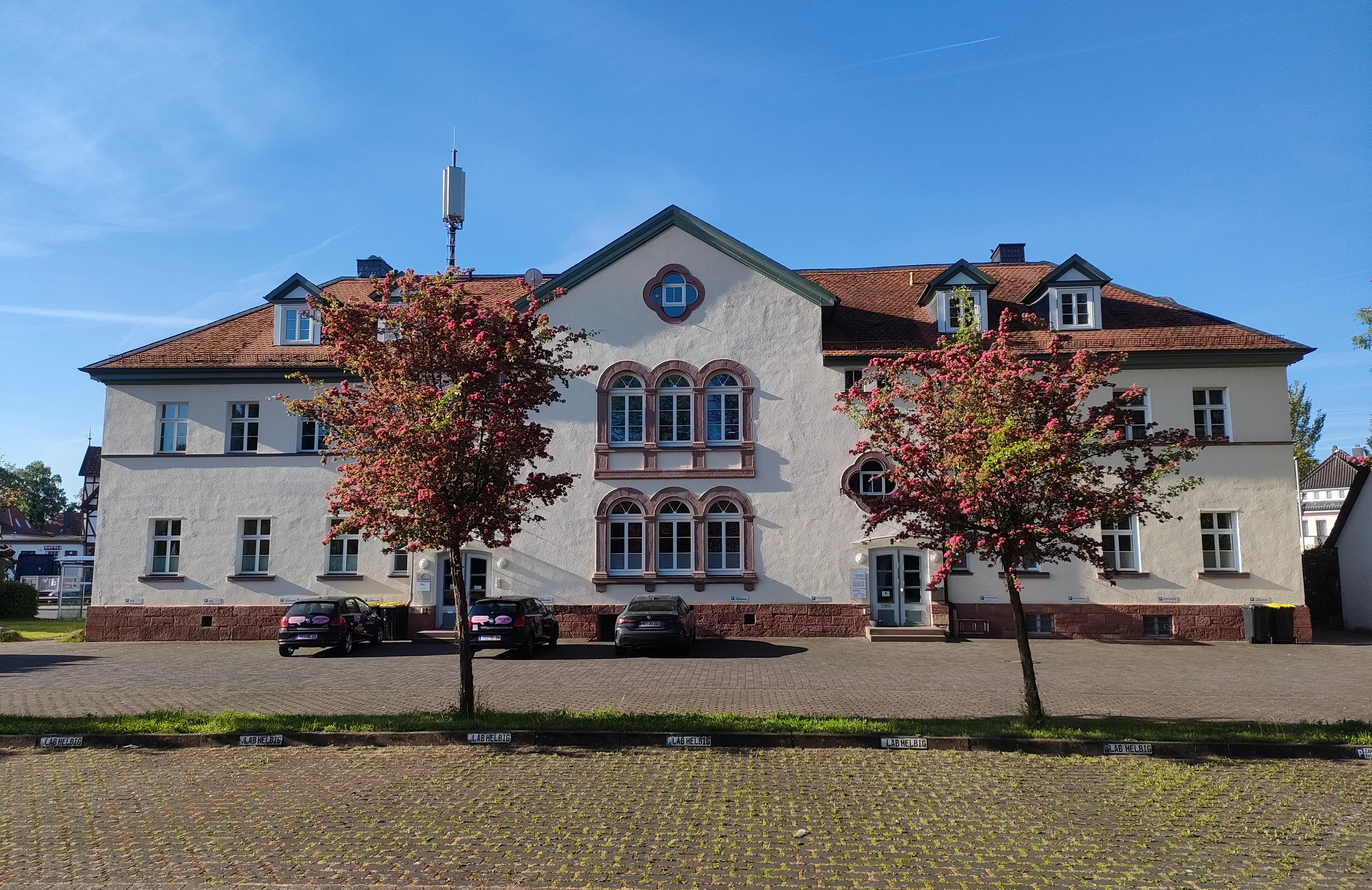 daa42704-bfd9-4d6e-bbc0-4c51451eceb6